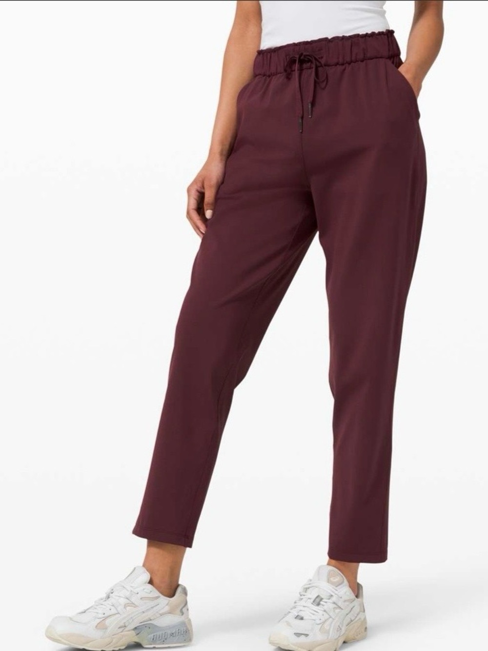 Lululemon Women’s Keep Moving Pant Burgundy Cassis Size 2